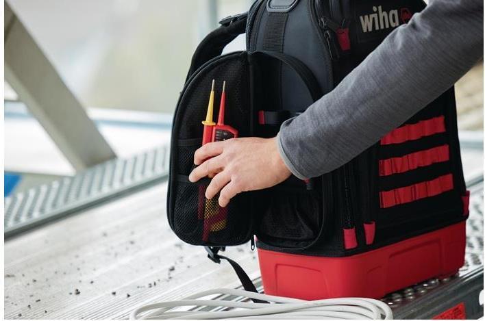 Produktbild Wiha Elektriker Werkzeugrucksack 27tlg Elektriker Grundausstattung stabiler Standboden Laptopfach (27 Teile)