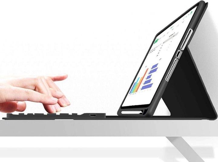 Produktbild Tech-Protect Case with Keyboard (iPad 10.9 (2022))