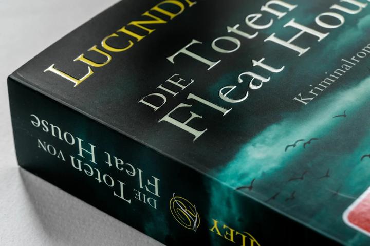 Produktbild Die Toten von Fleat House (Deutsch, Lucinda Riley, Ursula Wulfekamp, Sonja Hauser, 2023)
