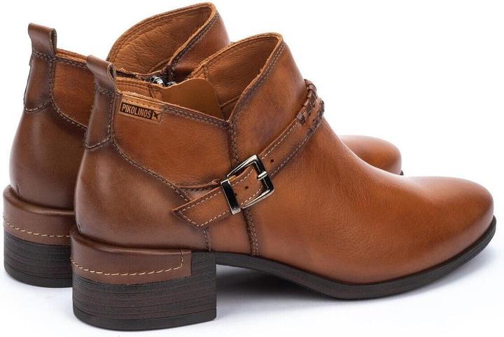 Actual product image Pikolinos Malaga (36)