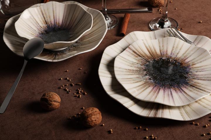 Actual product image Hermia Theodora (24 Piece)