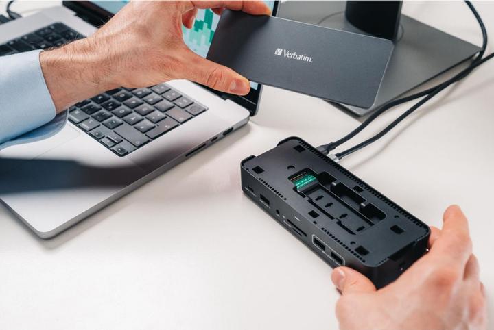 Actual product image Verbatim CDS-15S (USB-C, 15 Ports)