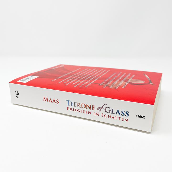 Actual product image Throne of Glass 2 - Kriegerin im Schatten (German, Sarah J. Meuse, 2015)