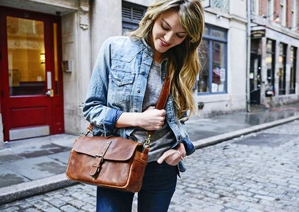 Image du produit ONA Cognac Bowery (Sac à bandoulière pour appareil photo)