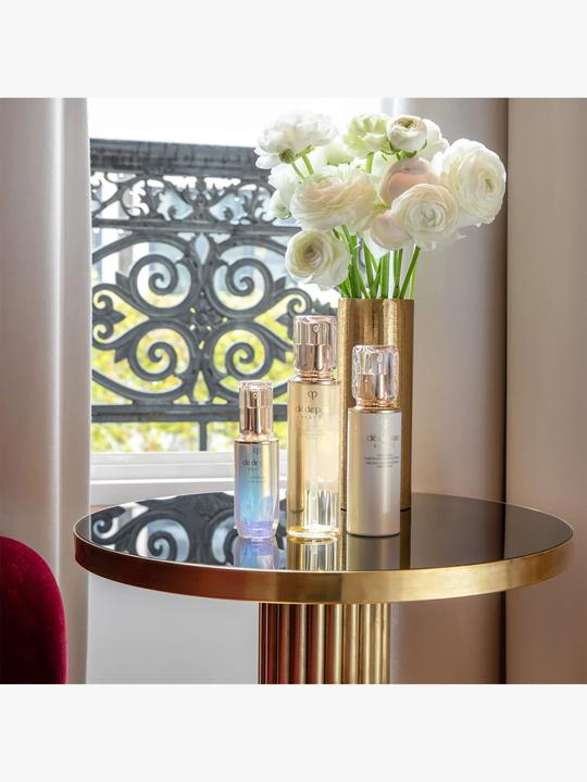 Actual product image Clé De Peau The Serum (30 ml)