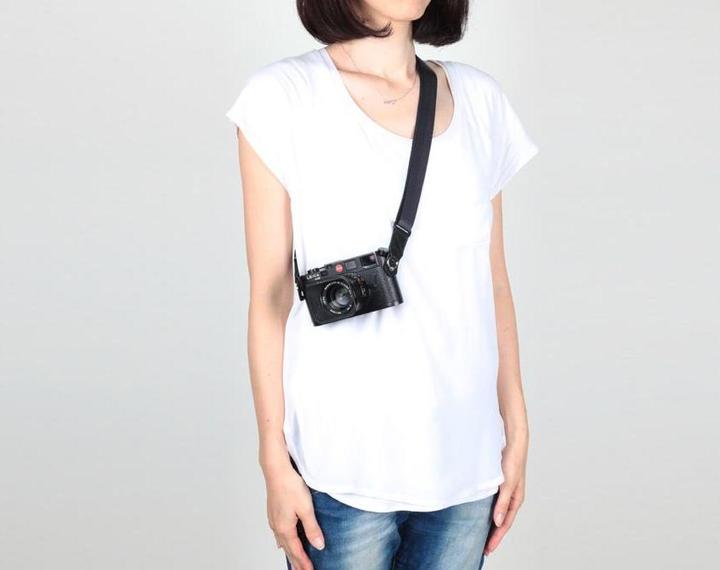 Actual product image Artisan & Artist ACAM E25R Easy Slyder Strap (Shoulder strap)