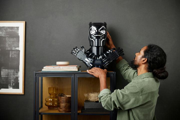 Produktbild LEGO Black Panther (76215, LEGO Marvel, LEGO Seltene Sets)