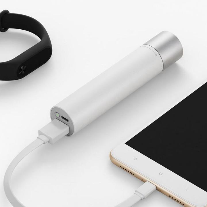 Produktbild Xiaomi Mi Power Bank flashlight (3350 mAh, 12.40 Wh)