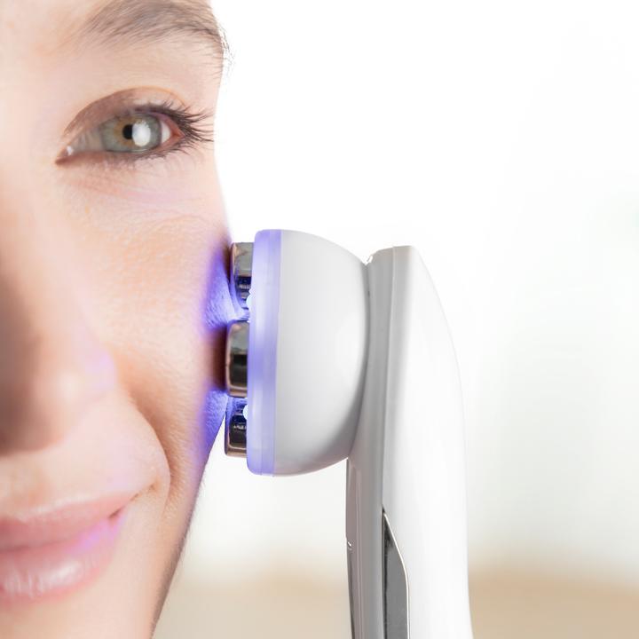 Actual product image InnovaGoods Facial massager