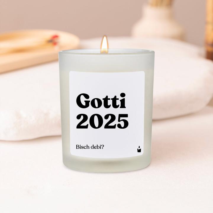 Actual product image Chatty Candles Duftkerze Woody Gotti 2025. Bisch debi?