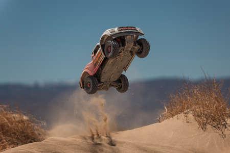 Produktbild Arrma Short Course Mojave (ARR Almost-Ready-to-Race)