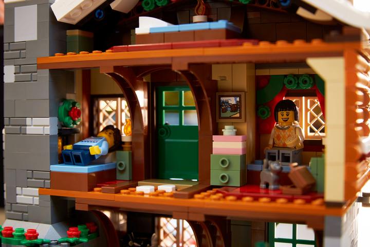 Produktbild LEGO Almhütte (10325, LEGO Icons, LEGO Seltene Sets)