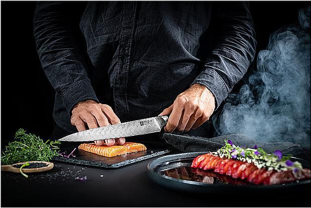 Actual product image Zwilling Knife Tanrei (23 cm)