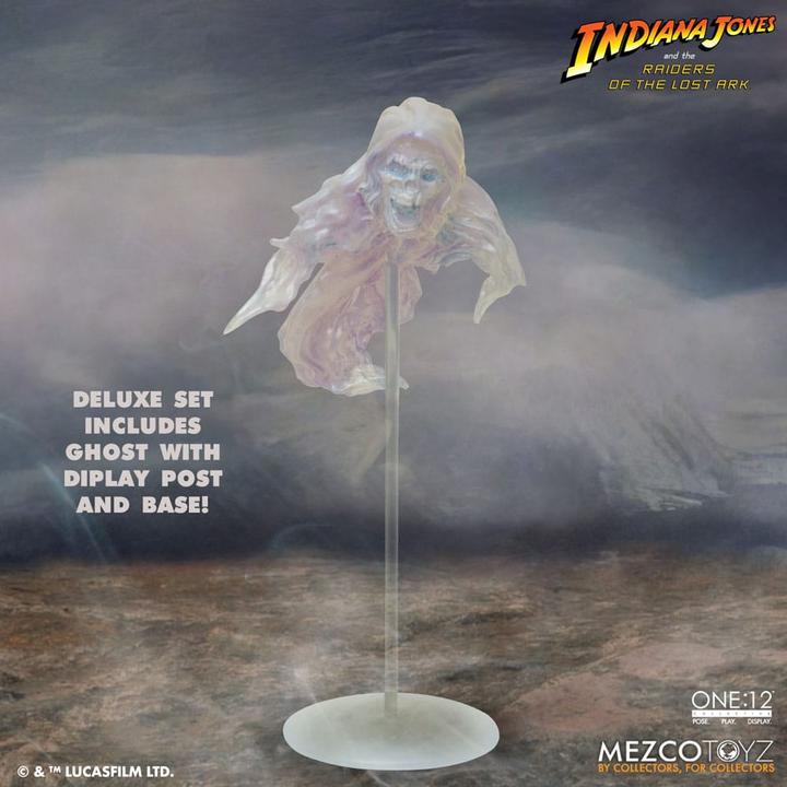 Image du produit Mezco Toys Indiana Jones figurine 1/12 Major Toht and Ark of the Covenant Deluxe Boxed Set 16 cm