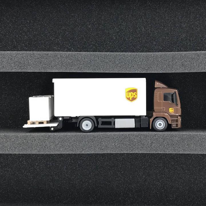 Produktbild Feldherr DS065A003 - Schaumstoffeinlage für Modell-LKW im Massstab 1:50 - liegend (Schaumstoff)