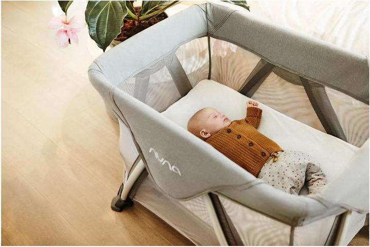 Actual product image Nuna Sena Aire