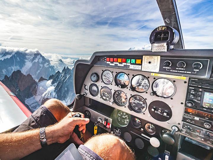 Produktbild Smartbox 1 privater Hubschrauberflug über Besançon und Umgebung für 3 Personen (3 Pers.)