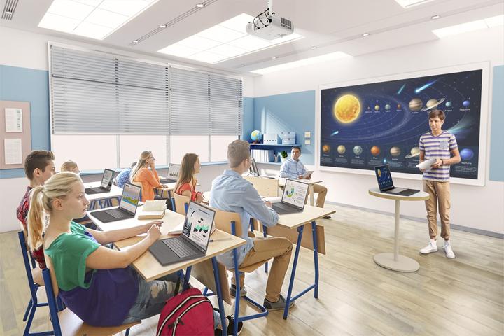 Immagine prodotto Epson EB-FH18 3LCD Projector 4100lm (Full HD, 4000 lm)