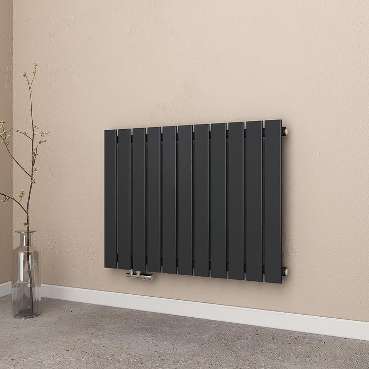 Actual product image Emke Radiator, Flat Radiator with Central Connection, Anthracite 63x84cm 618W Single Layer (618 W)