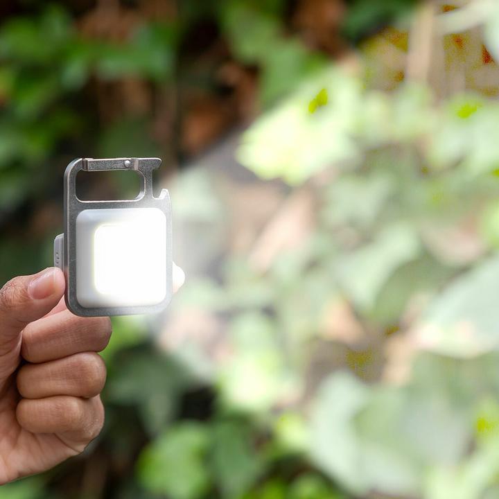 Produktbild InnovaGoods Mini-Taschenlampe (6.10 cm, 800 lm)