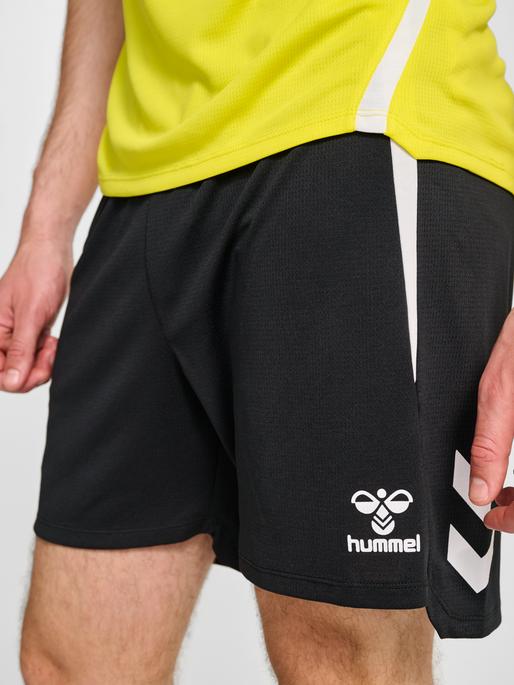 Actual product image hummel hmlLEAD 2.0 SHORTS (M)