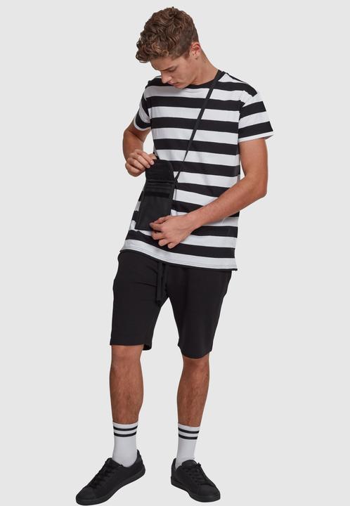 Actual product image Urban Classics tee (M)