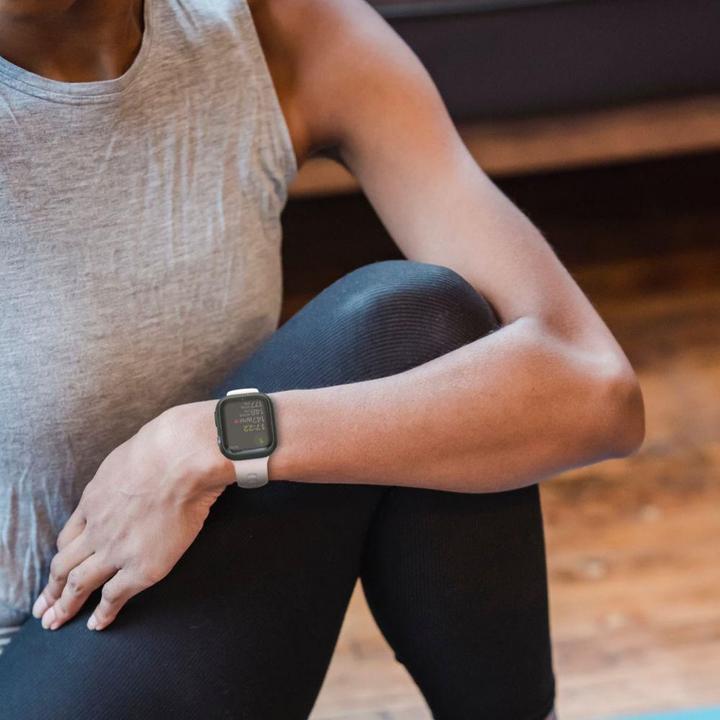 Actual product image Spigen Thin Fit