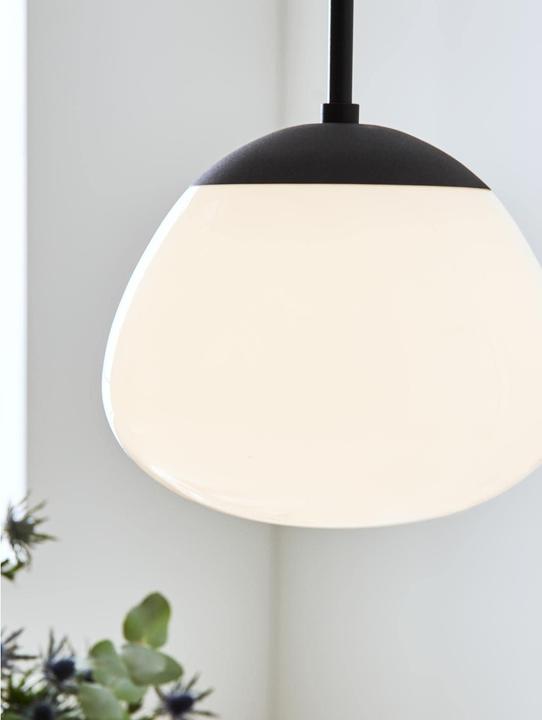 Actual product image Markslöjd Pendant lamp Rise, Ø 25 cm, E27, black/white (E27)