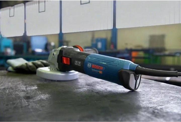 Actual product image Bosch Professional GWS 17-125 S (125 mm)