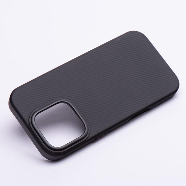 Immagine prodotto OEM Back panel cover Carbon Elite Mag Cover compatible with MagSafe for IPHONE 15 PRO black (Apple iPhone 15 Pro)