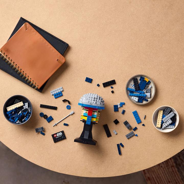 Actual product image LEGO Jango Fett™ helmet (75408, LEGO Star Wars)