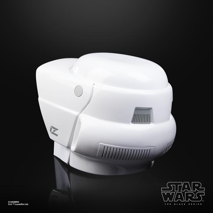 Actual product image Hasbro Star Wars Black Series elektronischer Helm Scout Trooper