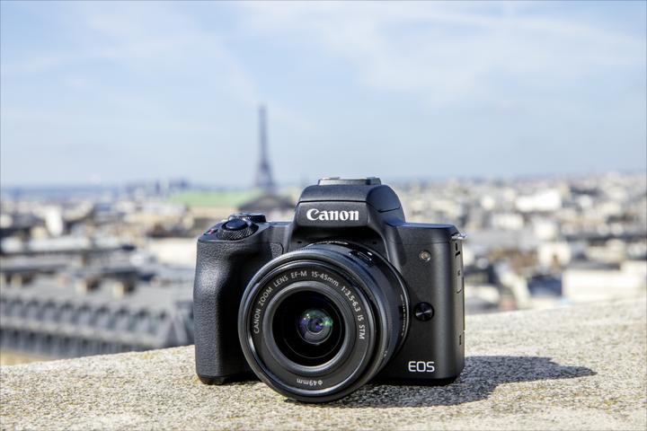 Productafbeelding Canon EOS M50 Kit + EF-M 15-45 + EF-M 55-200 (15 - 45 mm, 25.80 Mpx, APS-C / DX)