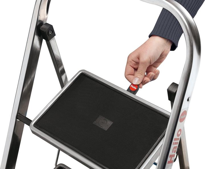 Actual product image Hailo K70 StandardLine, aluminium stepladder, 2 steps (Stepladder, 83 cm)