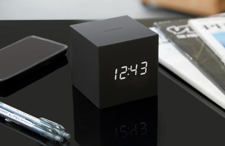 Actual product image Gingko Gravity Cube Click Clock