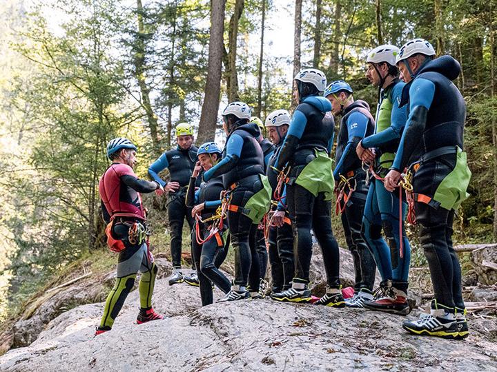 Produktbild Smartbox Aufregende Canyoning-Tour im Tessin für 1 Person (1 Pers.)