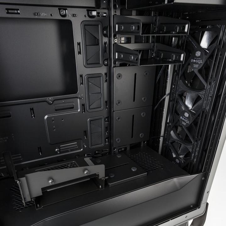 Actual product image Cooler Master Cosmos C700M (ATX, mATX, Mini-ITX, E-ATX)