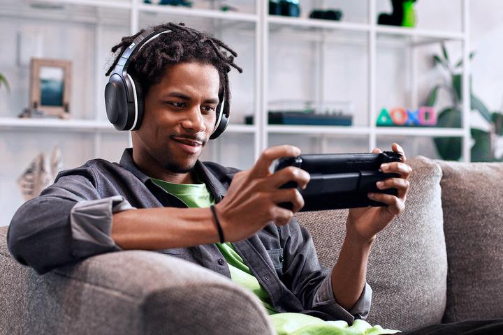 Actual product image Razer Barracuda X (2022) (Wireless, Cable)