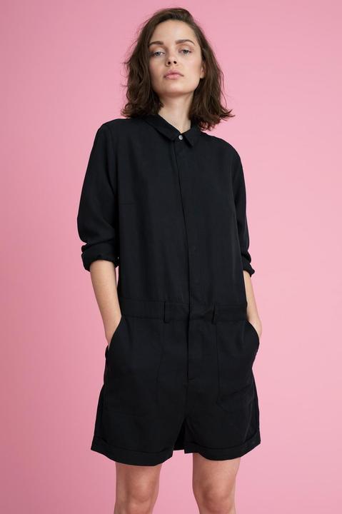 Dr. Denim Mirelle (M)