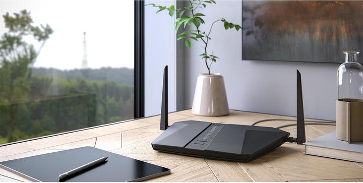 Produktbild Netgear LAX20-100EUS 4G LTE WiFi 6