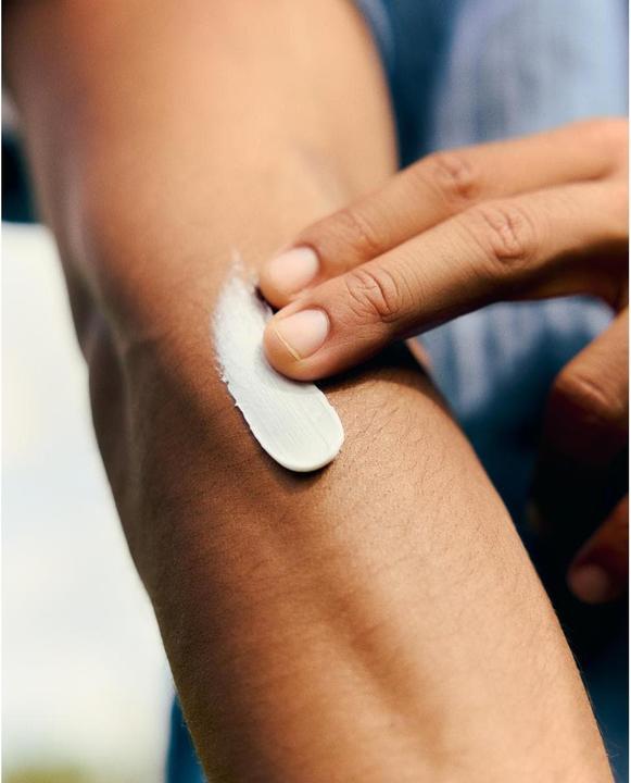Actual product image NIVEA Creme Dose (Body cream, 75 ml)