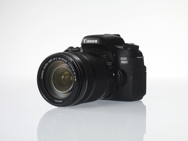 Produktbild Canon EOS 760D Kit (24.20 Mpx, APS-C / DX)