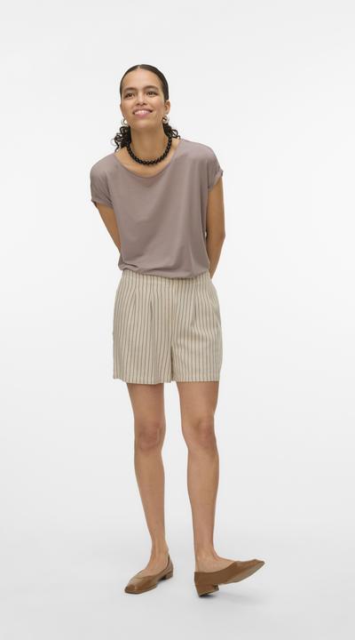 Actual product image Vero Moda Vmjesmilo Hw Shorts Wvn Ga Noos (M)