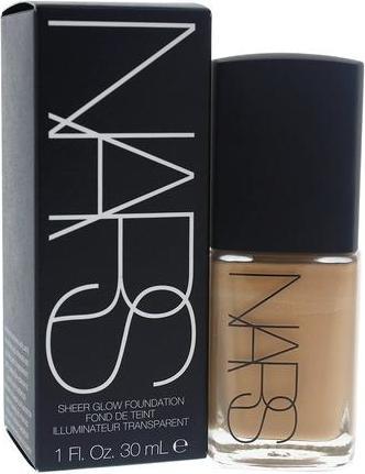 Immagine prodotto NARS Cosmetics Fondazione Sheer Glow (Barcellona)