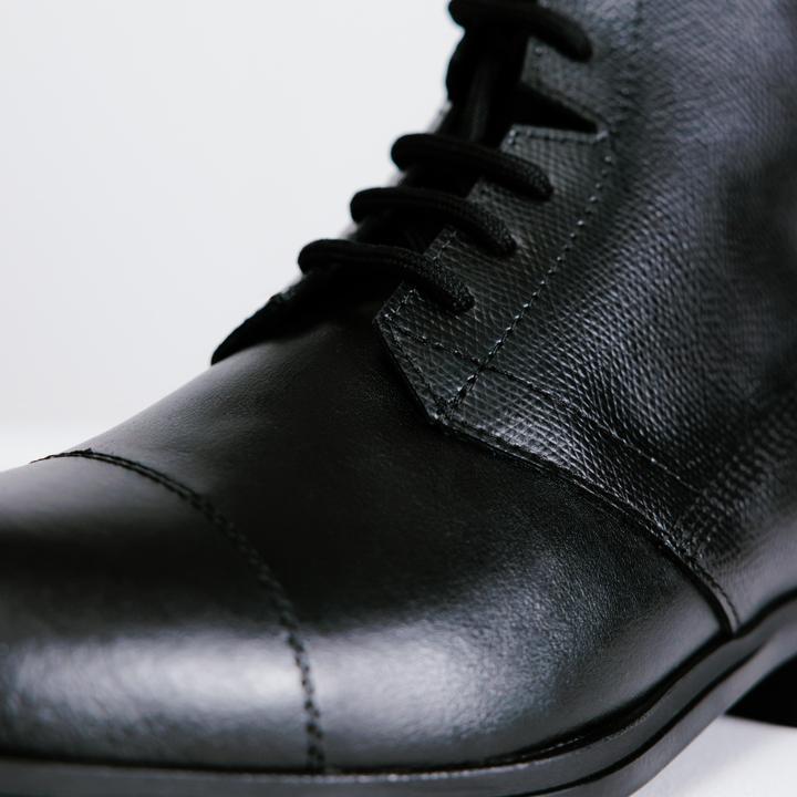 Produktbild Fouganza Reitstiefeletten 500 geschnürt Leder Damen schwarz (42)