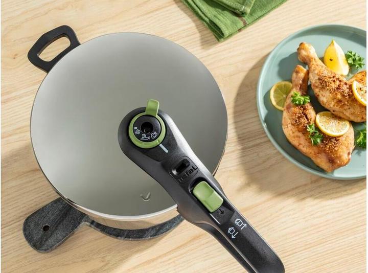Produktbild Tefal Secure Trendy Schnellkochtopf (Dampfkochtopf, Edelstahl)