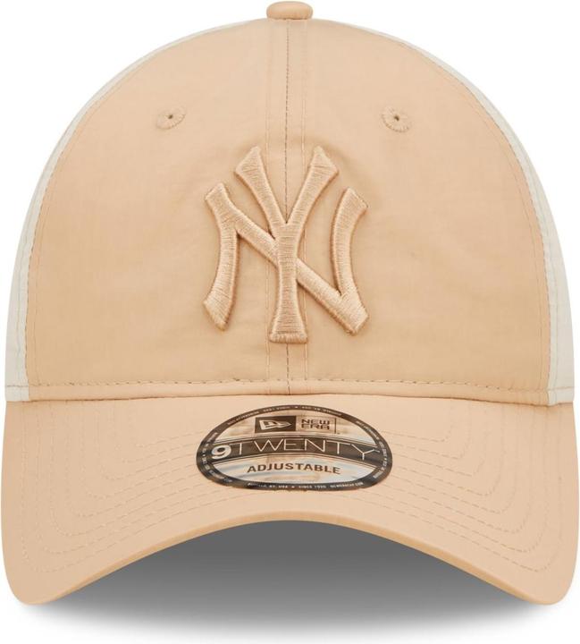 Actual product image New Era 9Twenty Casual Textured New York Yankees