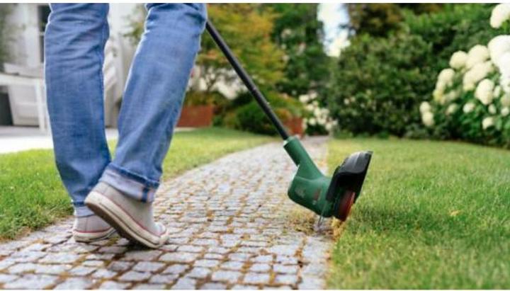 Actual product image Bosch Home & Garden EasyGrassCut 18V-260 (Trim line)
