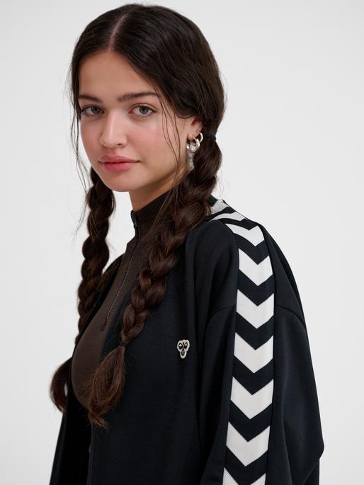 Actual product image hummel Hmlarchive Regular Poly Zip Jacket (L)