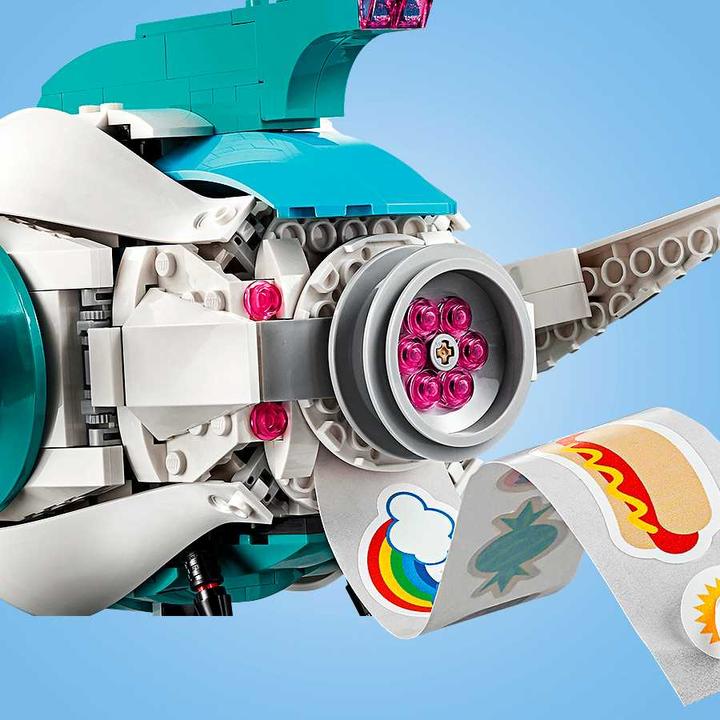 Actual product image LEGO Sweet Mishmash Systar Spaceship (70830)